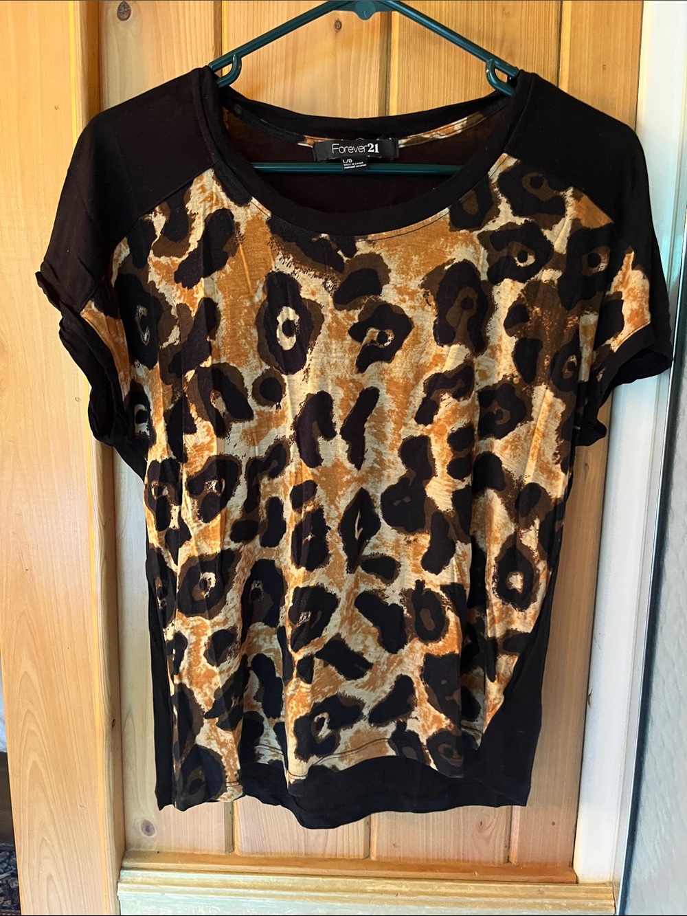 Forever 21 Black and Brown Leopard Print Short Sleeve Tee